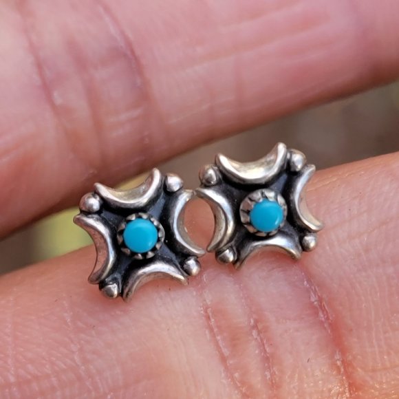 Native American Fred Harvey Era turquoise crescent moons raindrops sterling stud - Picture 8 of 15